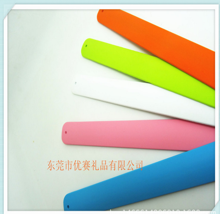 神力啪啪圈硅膠兒童驅(qū)蚊手環(huán) 精油戶外防蚊啪啪圈手環(huán)