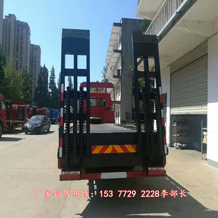 楚風后八輪挖機拖車價格/HQG5160TPBGD5型平板運輸車廠家