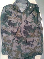 A東莞叢林迷彩服價(jià)格 深圳保安作訓(xùn)服圖片 惠州*報(bào)價(jià)  深圳作訓(xùn)服批發(fā) 東莞迷彩服 東莞迷彩服深圳保安作訓(xùn)服