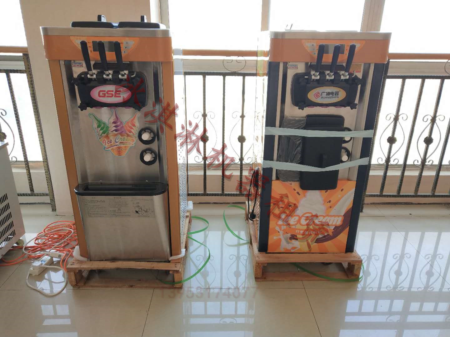 冰淇淋機(jī)器廠家 冰激凌機(jī)器價(jià)格