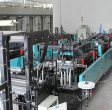 高速全自動(dòng)制袋機(jī) 全自動(dòng)塑料制袋機(jī)