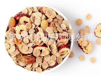 青稞麥片生產(chǎn)設備濟南林陽膨化機械早餐麥片生產(chǎn)線