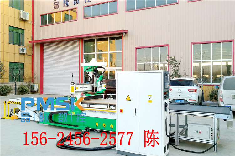 買數(shù)控開料機(jī)，一定選擇正規(guī)生產(chǎn)