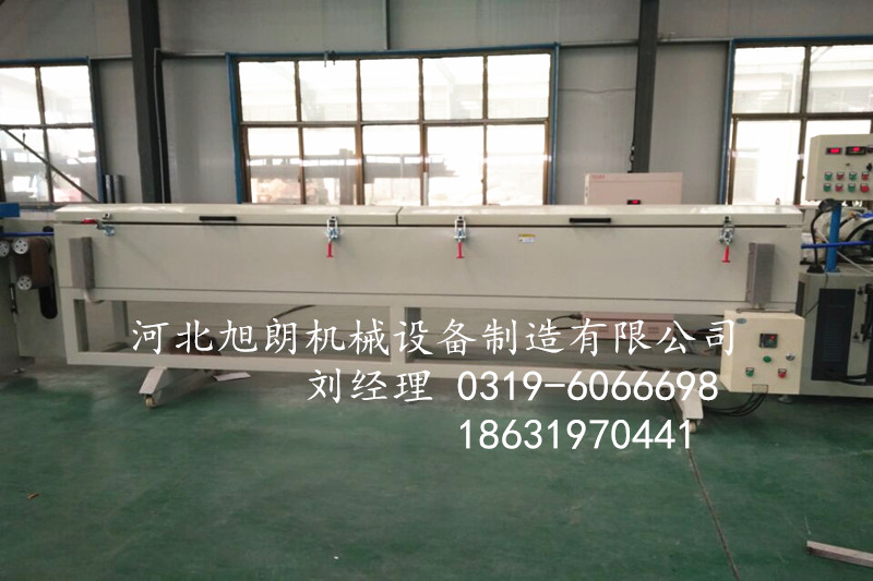 廠家專業(yè)生產(chǎn)硅膠管擠出機(jī)生產(chǎn)線