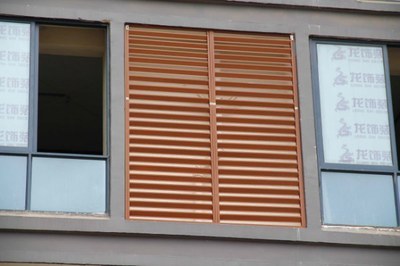 百葉窗、防盜窗、飄窗