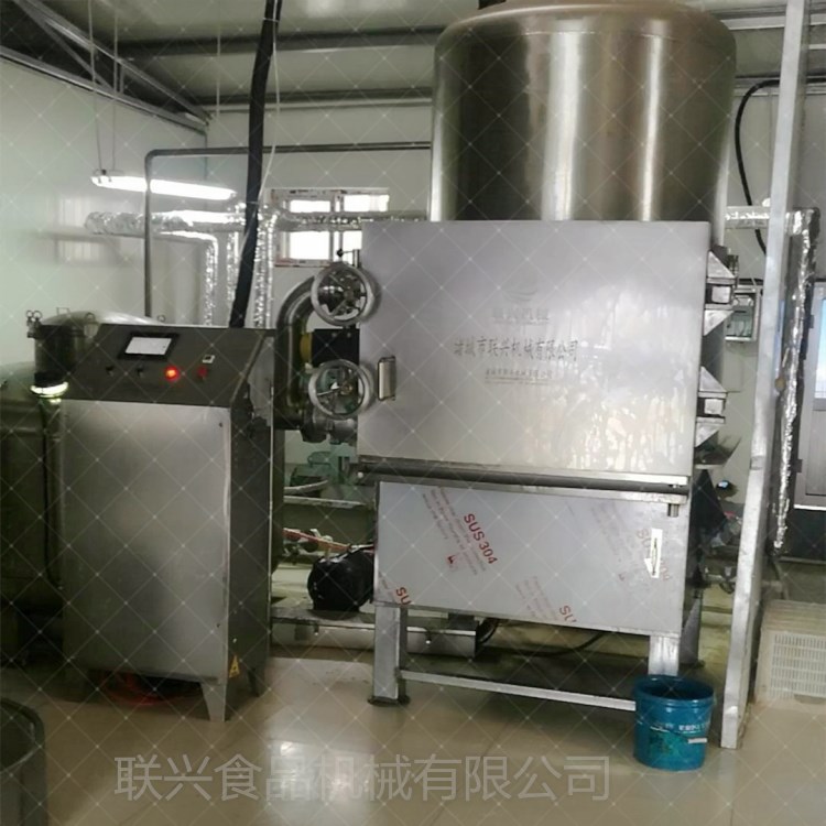 諸城聯(lián)興香蕉脆片油炸設(shè)備