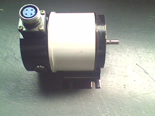 S223DTA直流串激電動(dòng)機(jī)的電壓24伏 13瓦 1.5安 3600轉(zhuǎn)是本溪微電機(jī)生產(chǎn)銷售