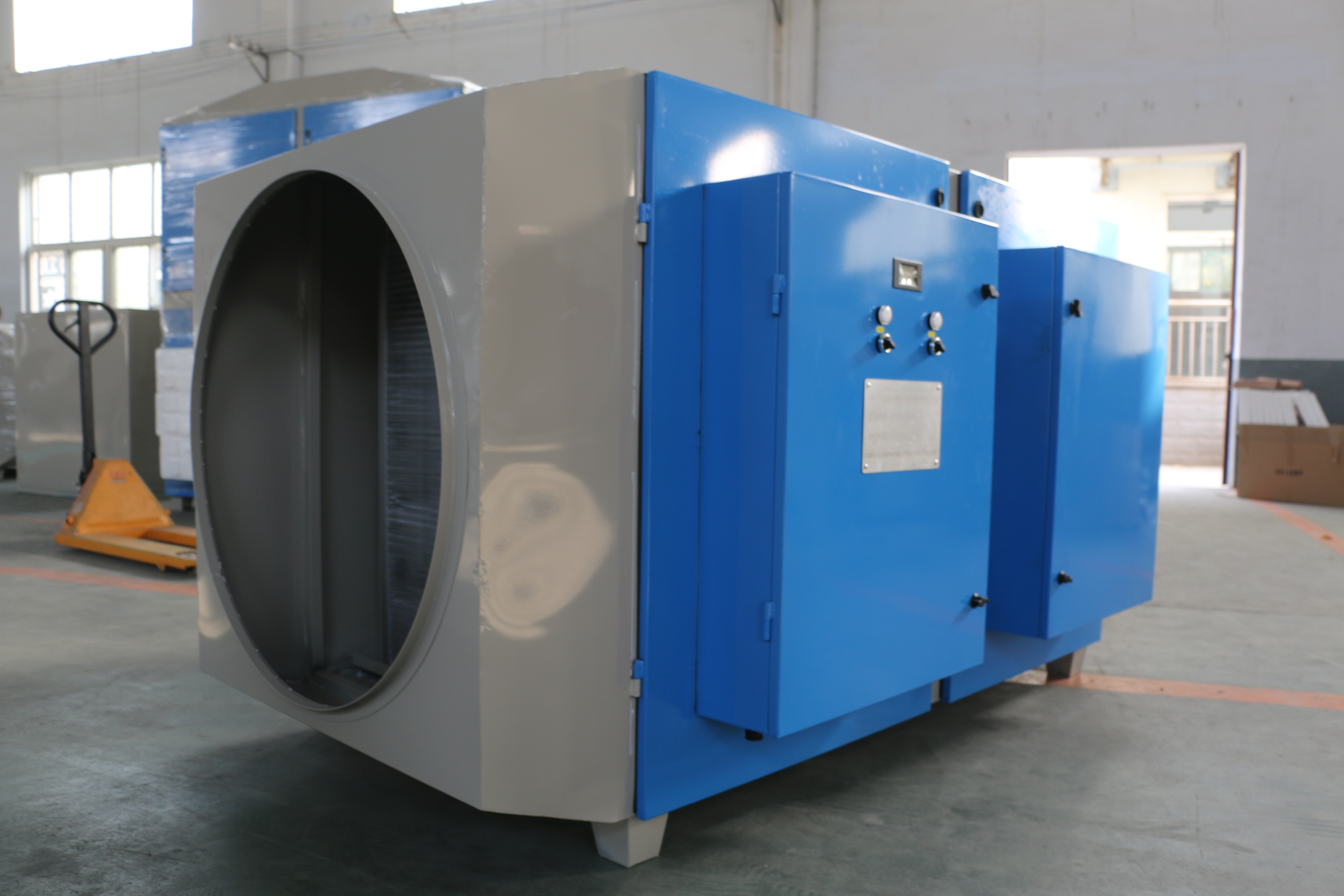 光氧催化設(shè)備 光氧催化廢氣處理廠家