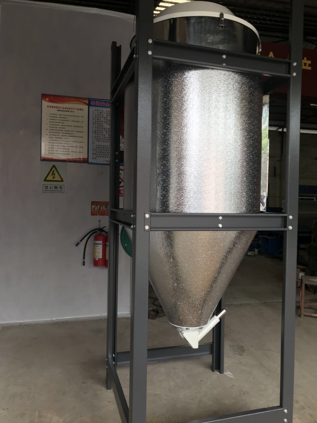 雙層保溫歐化干燥機(jī) 雙層保溫塑料歐化干燥機(jī)