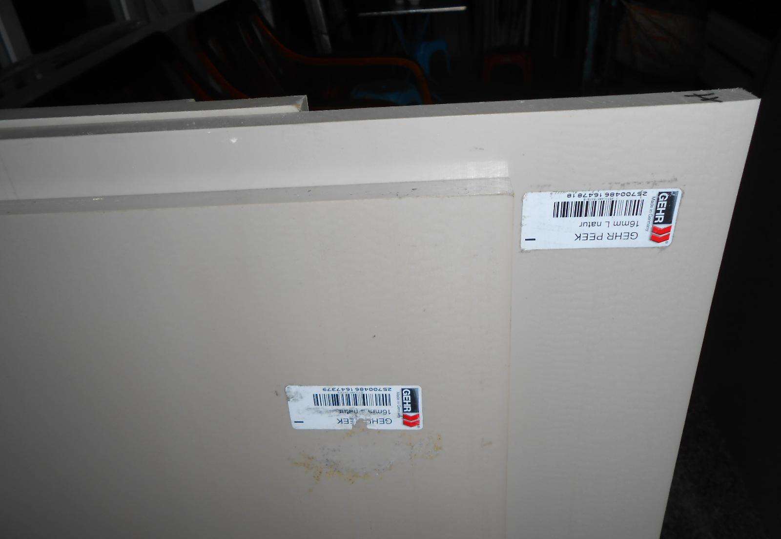 供應(yīng)一級PEEK板黑色PEEK棒加纖PEEK板黑色PEEK棒