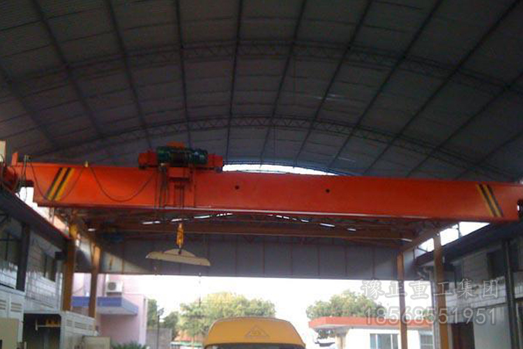 LDP型電動單梁起重機(jī)，低凈空單梁行車價格