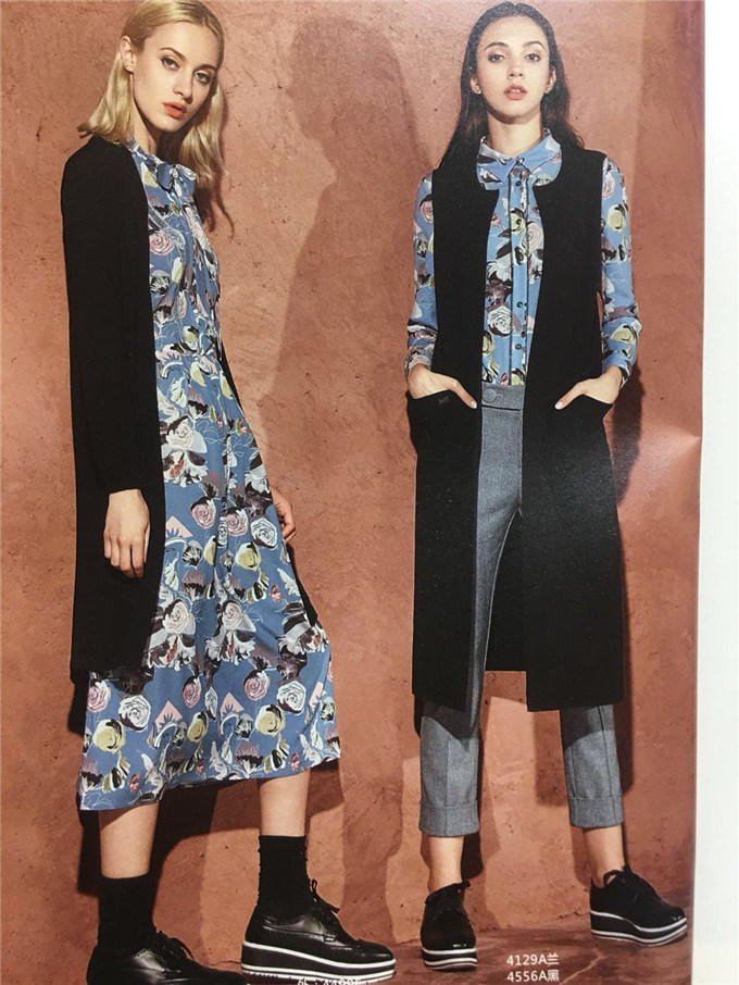 供應(yīng)SOULCELL蘇昔服裝尾貨批發(fā)折扣女裝一手貨源