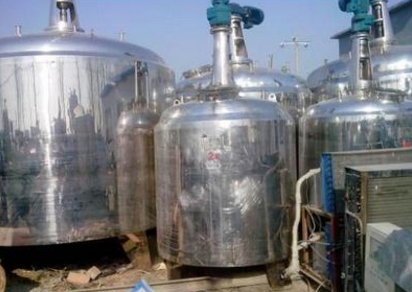 山東二手儲(chǔ)罐價(jià)格行情  玻璃鋼儲(chǔ)罐是怎樣做的