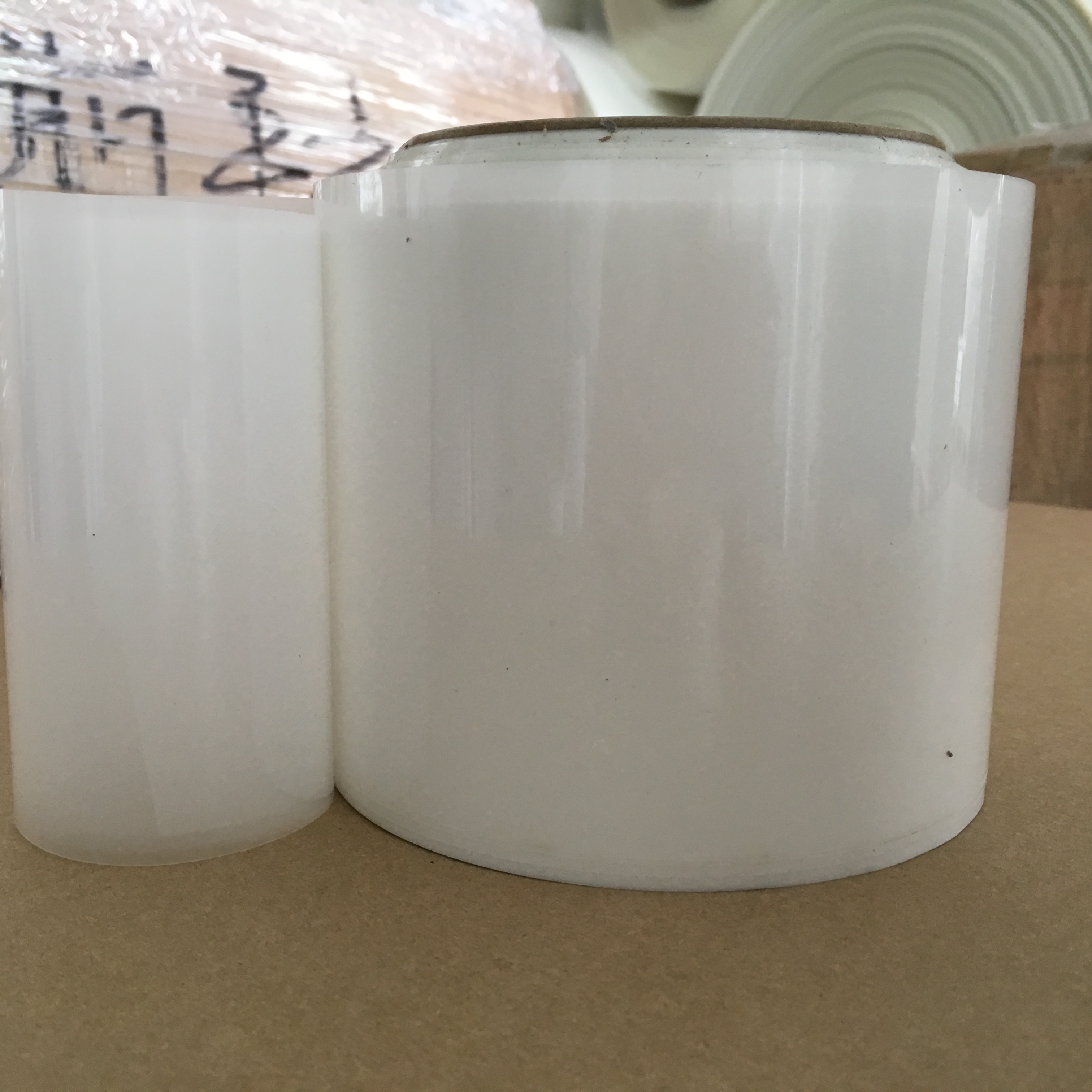 供應植絨轉印膠片，植絨紙，植絨材料