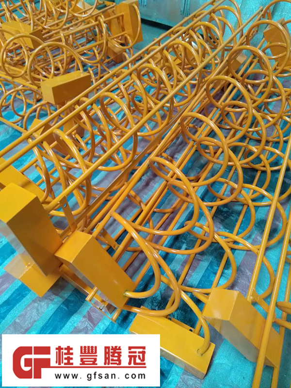 蕪湖市區(qū)安裝的自行車停車架