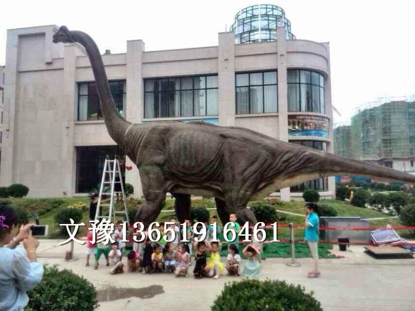 上?？铸垜c典展覽策劃模型出租 動(dòng)態(tài)仿真發(fā)聲恐龍模型道具展覽出租