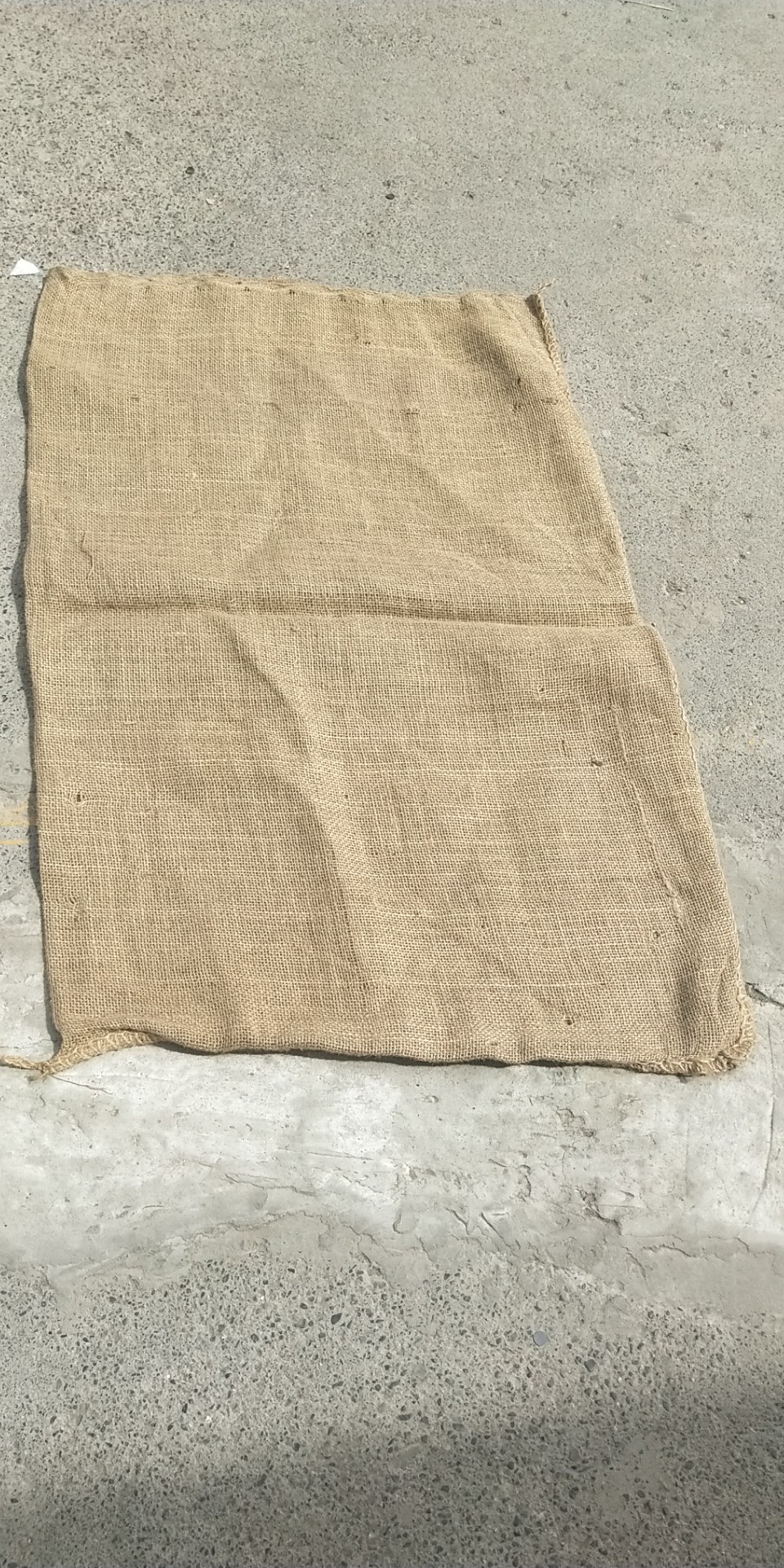 新疆麻袋批發(fā)。防洪麻袋，裝土麻袋銷售