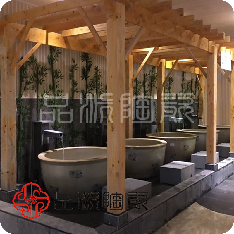 供應各種尺寸陶瓷洗浴泡澡缸 溫泉風呂掛湯洗浴大缸定制廠家