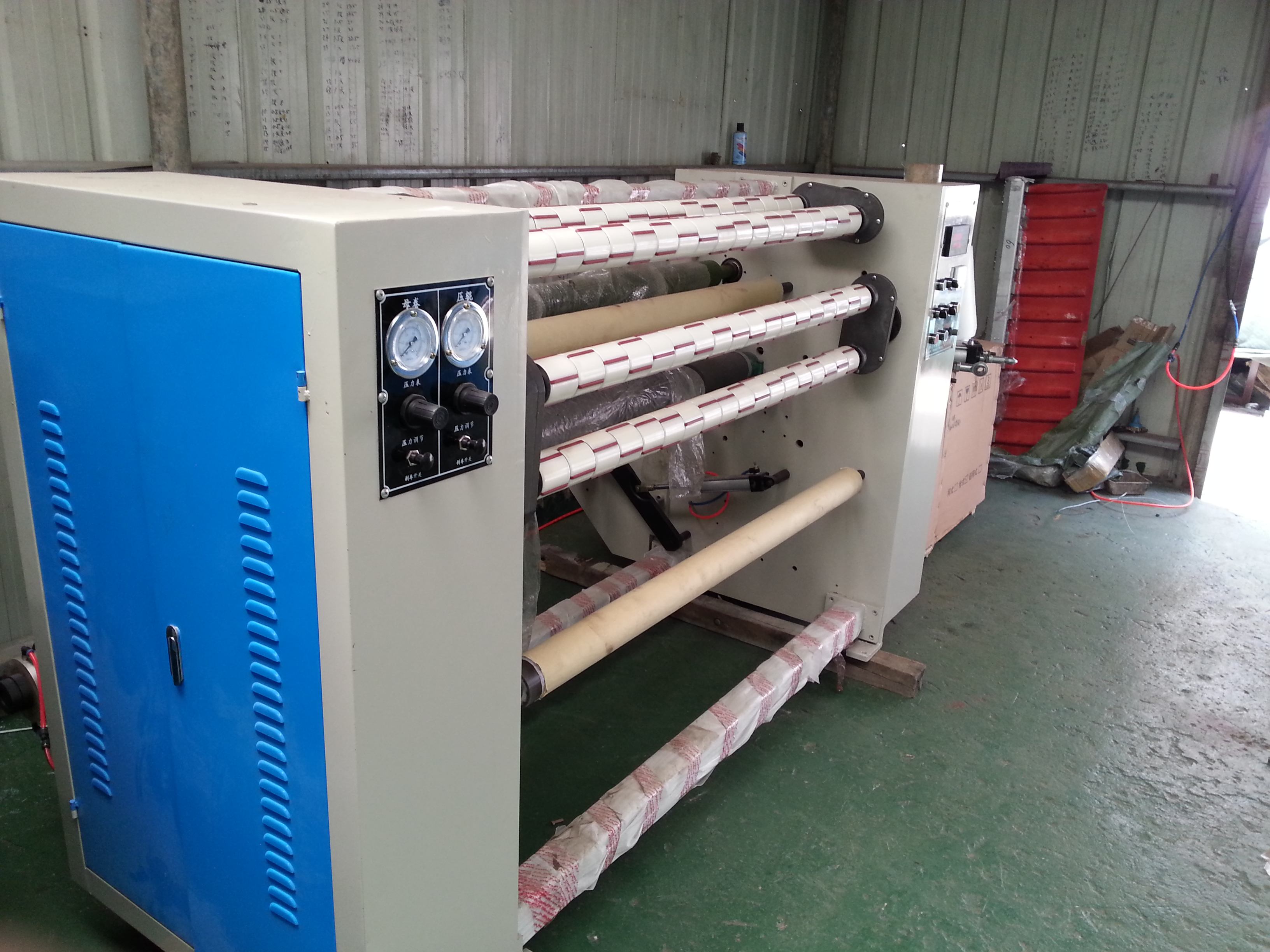 PVC電工膠帶分切機 供應(yīng)多功能膠帶分切機，自動分切機