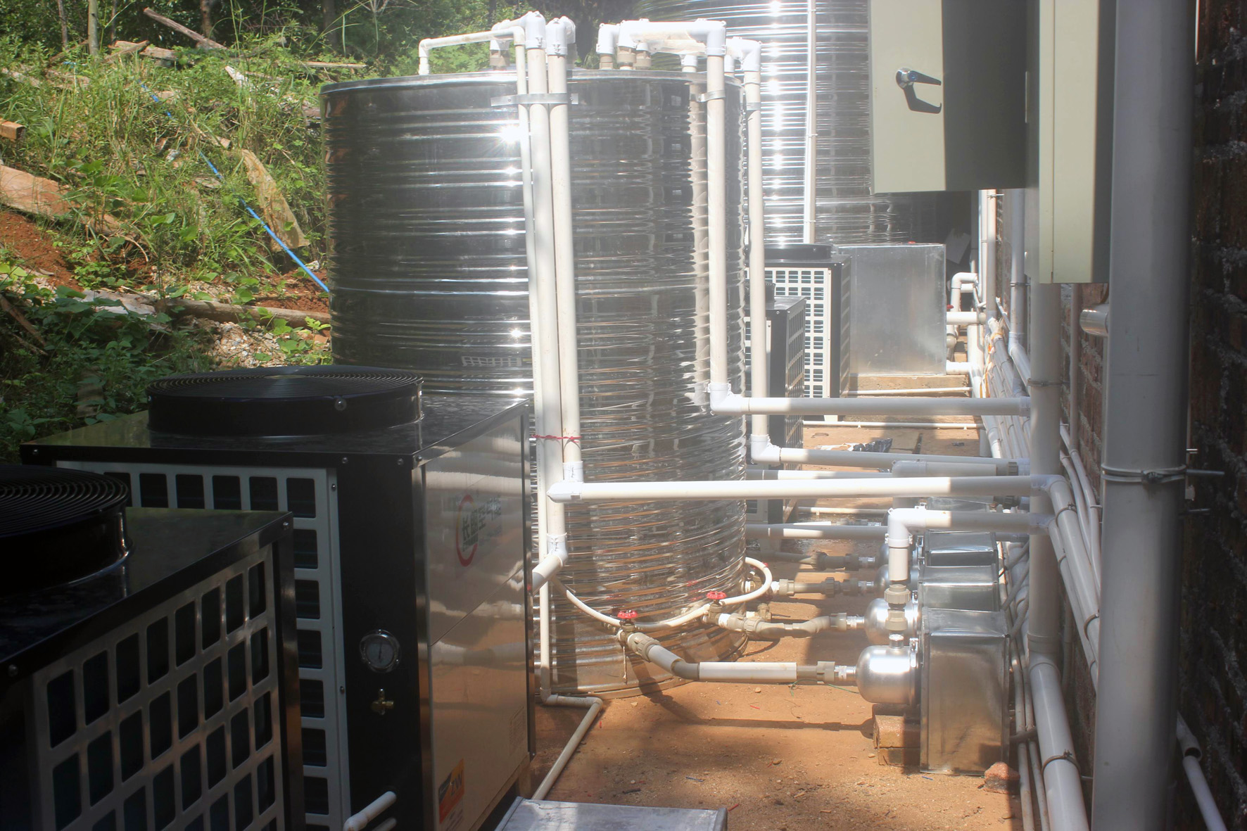 恒溫室養(yǎng)龜設(shè)備