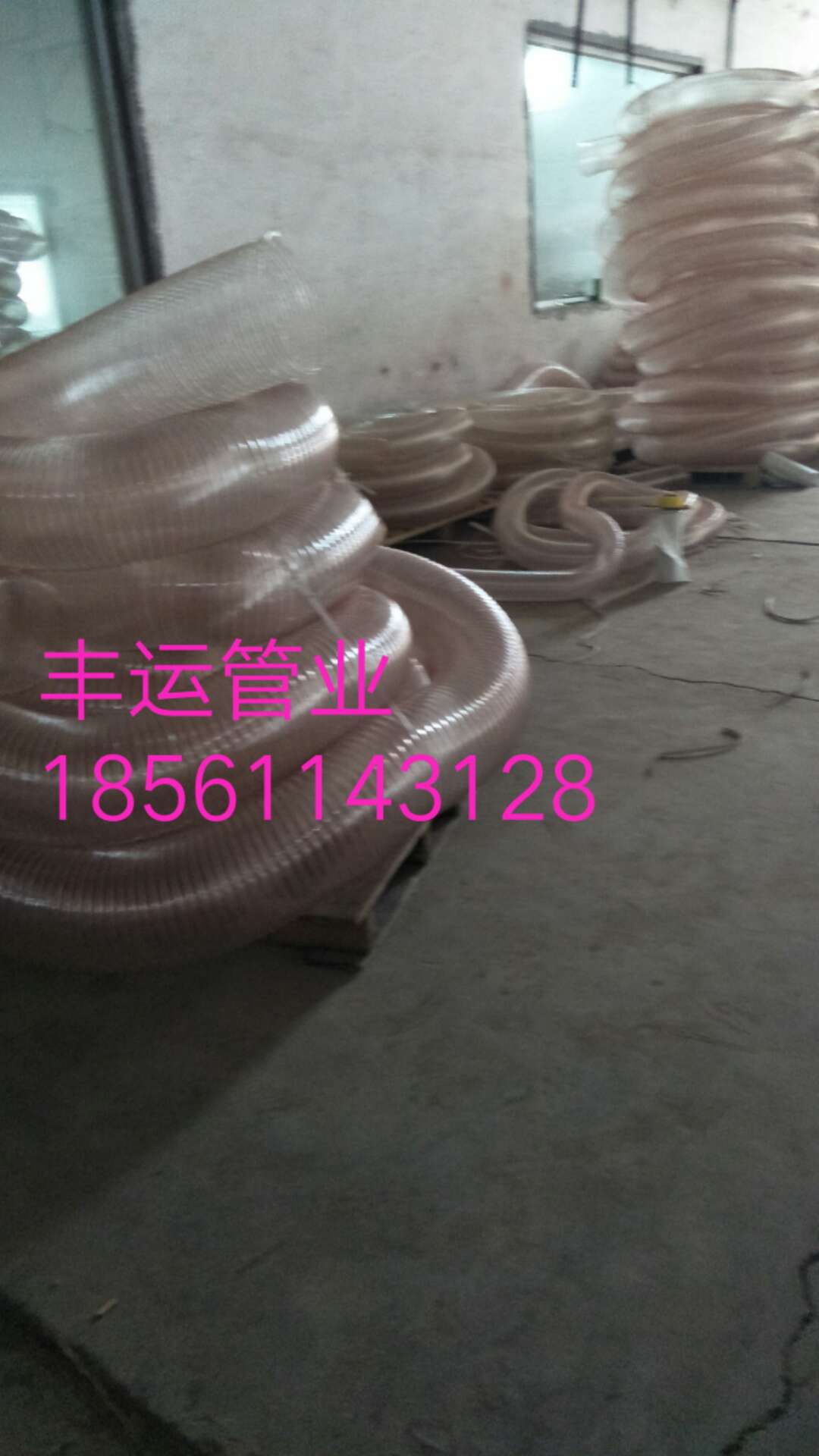 廠家直銷PU鋼絲通風(fēng)管耐磨粉塵抽吸管上海焊氣吸排管 廠家PU鋼絲通風(fēng)管耐磨粉塵抽吸管