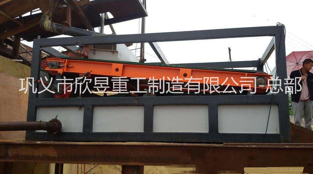 平板磁選機(jī) 平板除鐵器 高梯度平板磁選機(jī) 磁選設(shè)備 除鐵器廠家 除鐵器報(bào)價(jià)