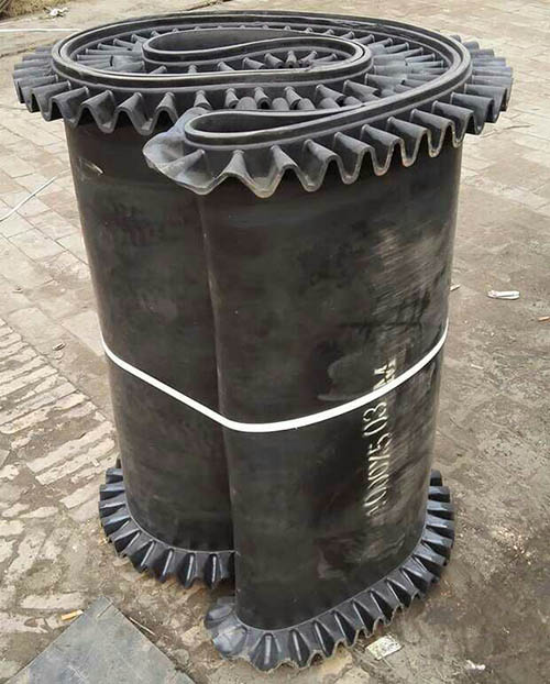 混凝土配料機環(huán)形傳送帶小型混凝土配料機傳送帶