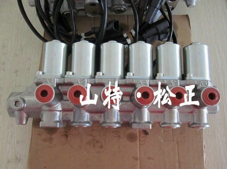 小松風(fēng)扇皮帶輪，小松原廠PC300-7發(fā)動機(jī)皮帶輪