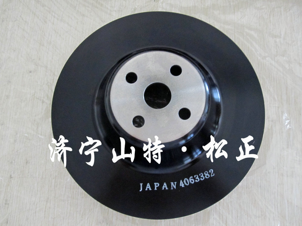 小松風(fēng)扇皮帶輪，小松原廠PC300-7發(fā)動機(jī)皮帶輪