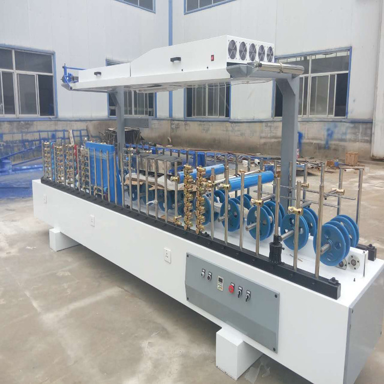 潤鼎集成墻板包覆機的廠家