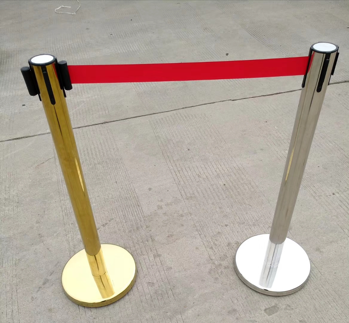 哈爾濱不銹鋼一米線護(hù)欄桿2米伸縮