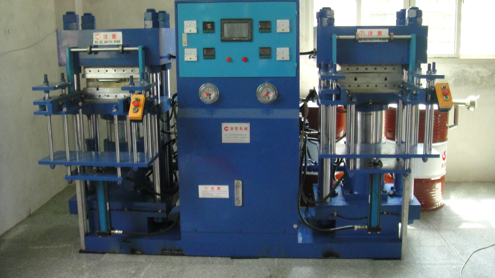 雙層平板硅膠硫化機，硅膠橡膠硫化機，自動開模硫化機，自動開模硫化機廠家電話