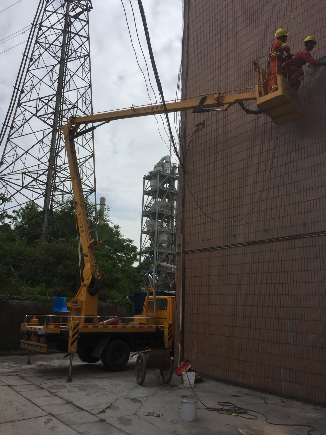 玉溪舉高車租賃電話，玉溪專業(yè)從事隧道檢測車租賃，玉溪隧道檢測車租賃電話 玉溪舉高車租賃電話