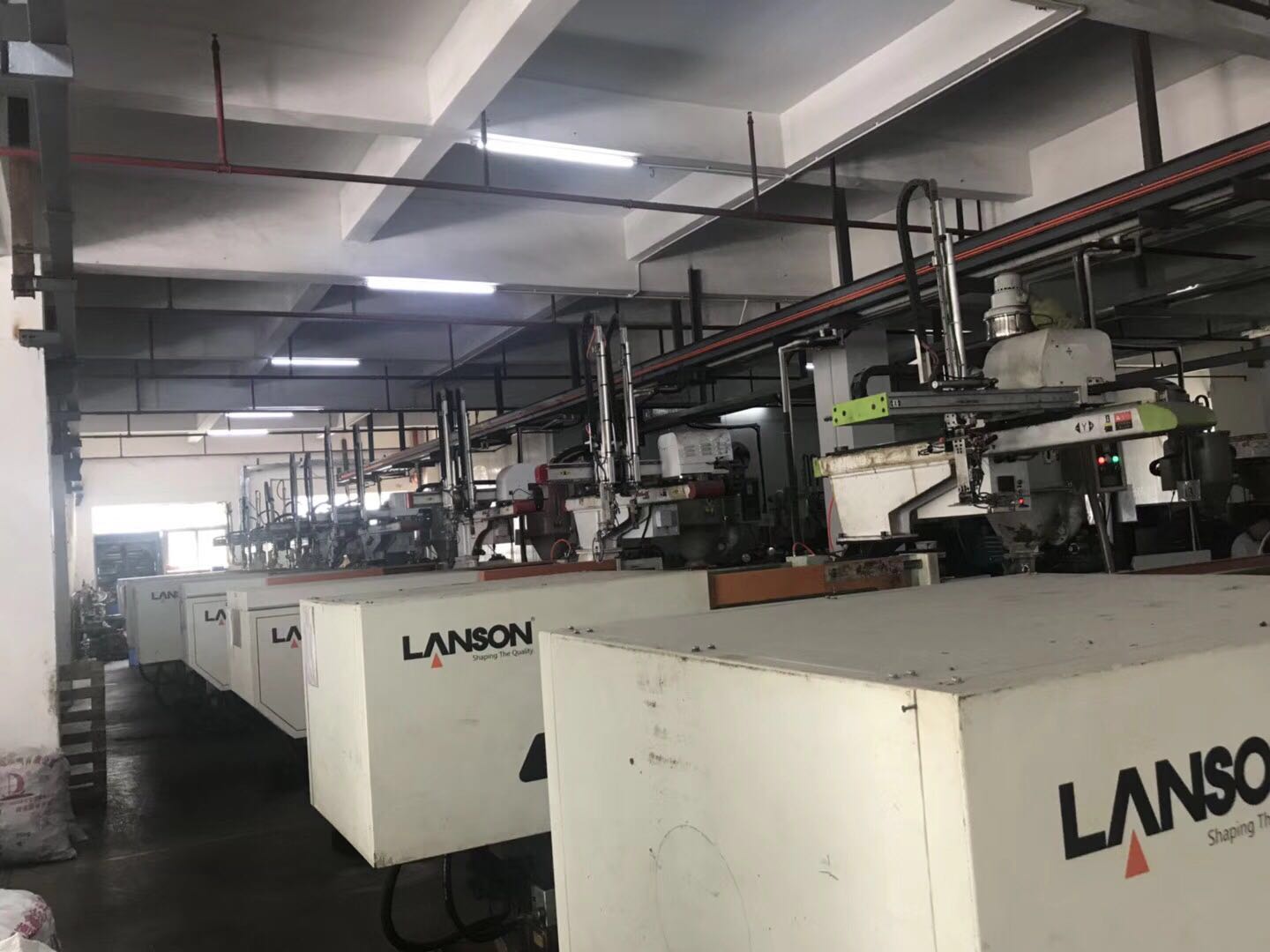 東莞工廠聯(lián)升、海天注塑機(jī)轉(zhuǎn)賣多臺(tái)聯(lián)升100、120、130，海天MA90整廠機(jī)臺(tái)9成新批發(fā)零售