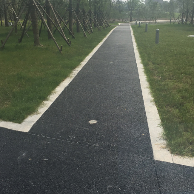 黔東南州  彩色透水砼，透水混凝土增強(qiáng)劑，多孔透水混凝土粘結(jié)料廠家8元起