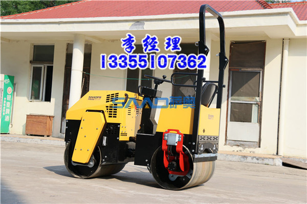 自重1噸壓實(shí)力2噸和3噸的小型振動(dòng)壓路機(jī) 1噸壓路機(jī)