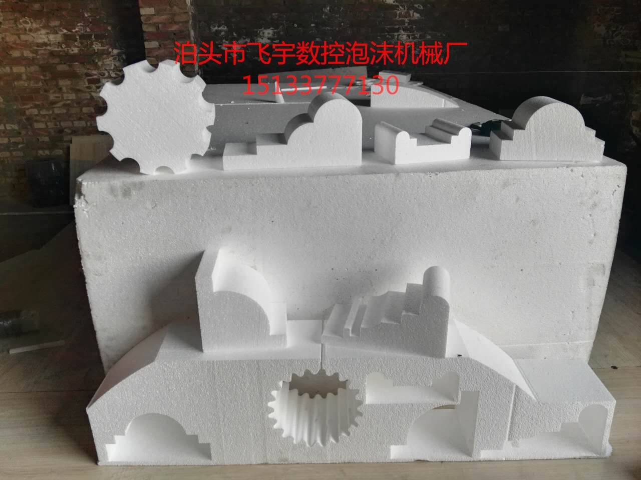 泡沫歐式線(xiàn)條切割機(jī) 泡沫切割機(jī) eps線(xiàn)條切割機(jī) 電熱絲切割 速度快