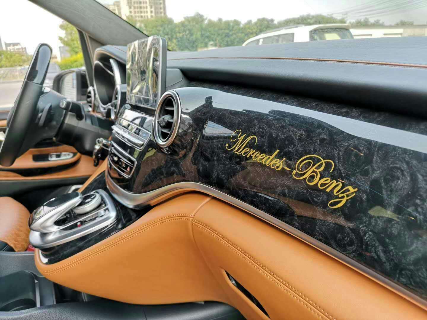上海汽車內(nèi)飾改裝汽車座椅皮套翻新上海管鑫汽車改裝座椅皮套翻新汽車內(nèi)飾改裝改色