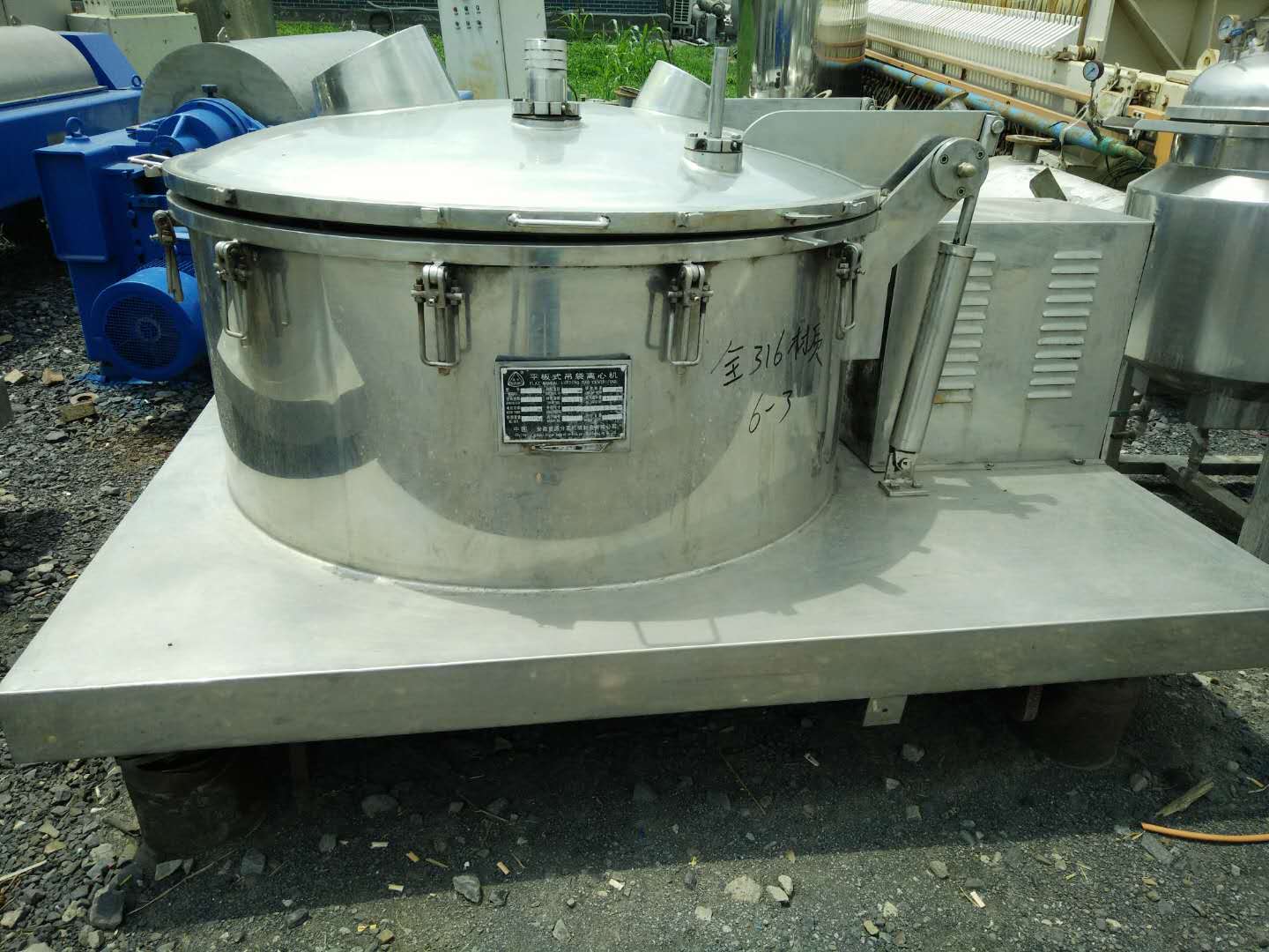 供應(yīng)二手化工設(shè)備 二手1250平板離心機(jī)設(shè)備