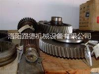 國機重工洛陽壓路機配件批發(fā)洛建壓實機羊角碾振動碾振碾機碾壓機配件變速箱齒輪剎車片