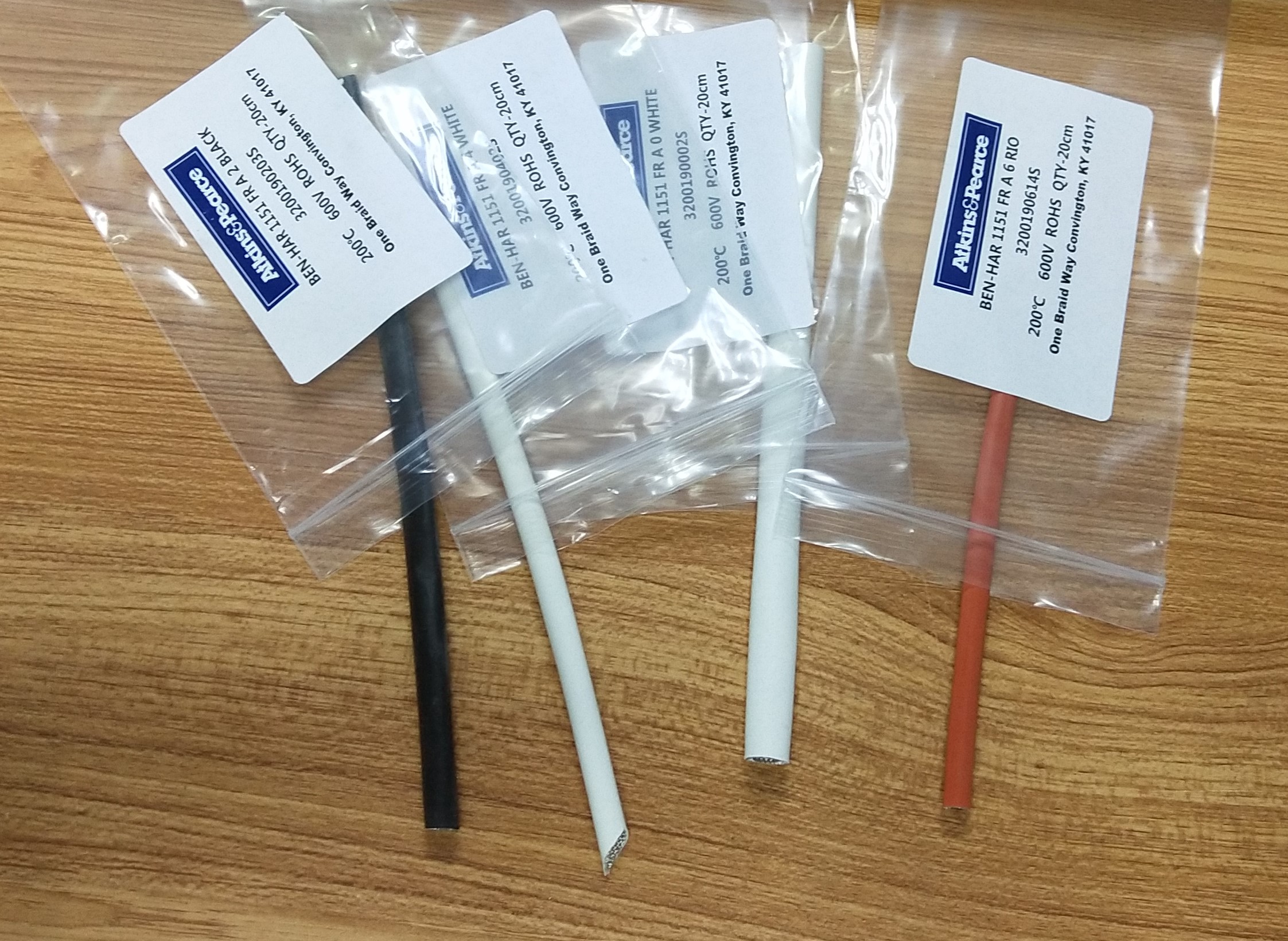 1151-FR Grade A硅橡膠涂層玻纖套管