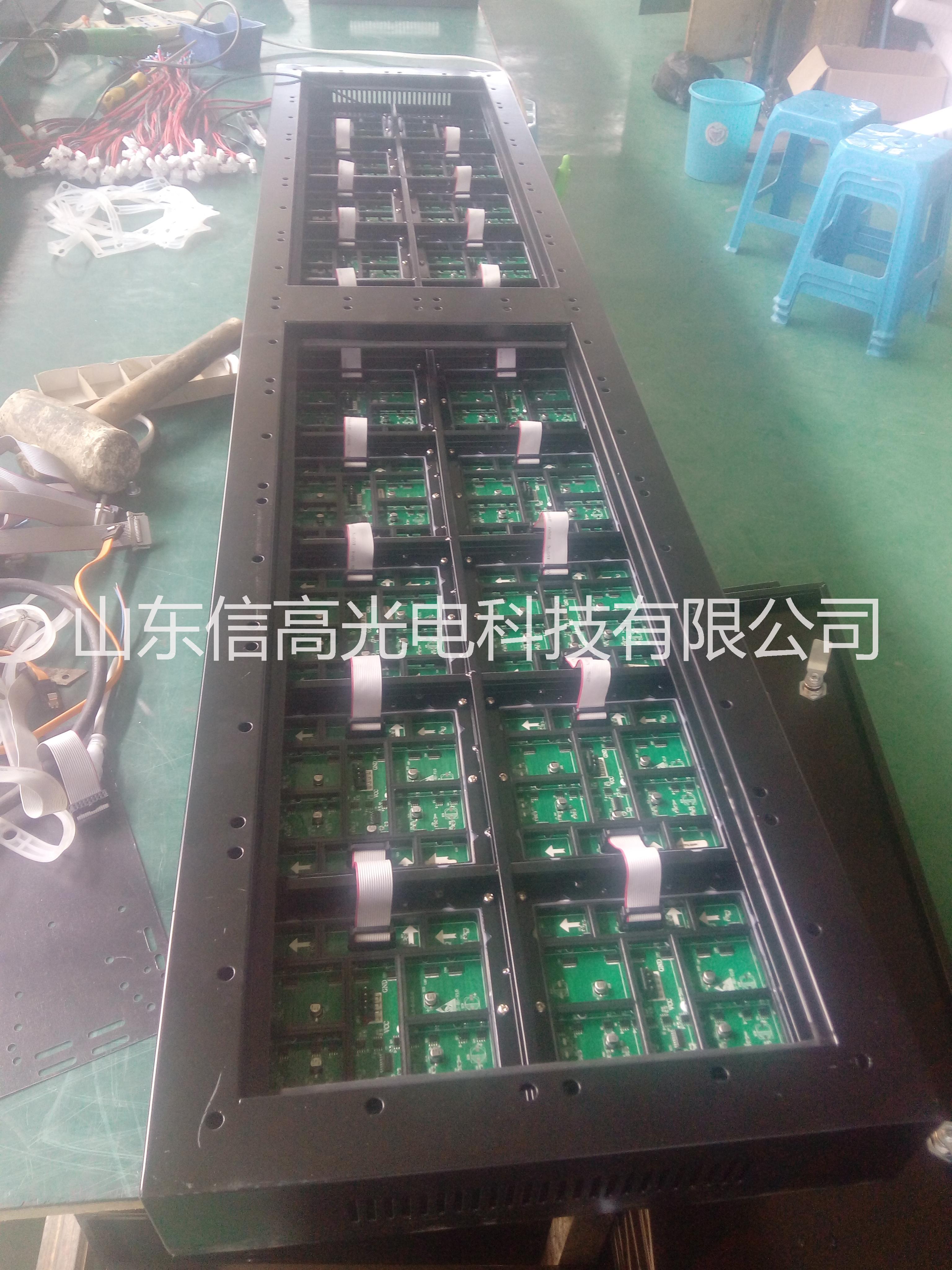 山東LED戶外屏廠家P10屏批發(fā)價(jià)濟(jì)寧信高品牌LED戶外屏LED單色屏LED戶外單色長顯示屏