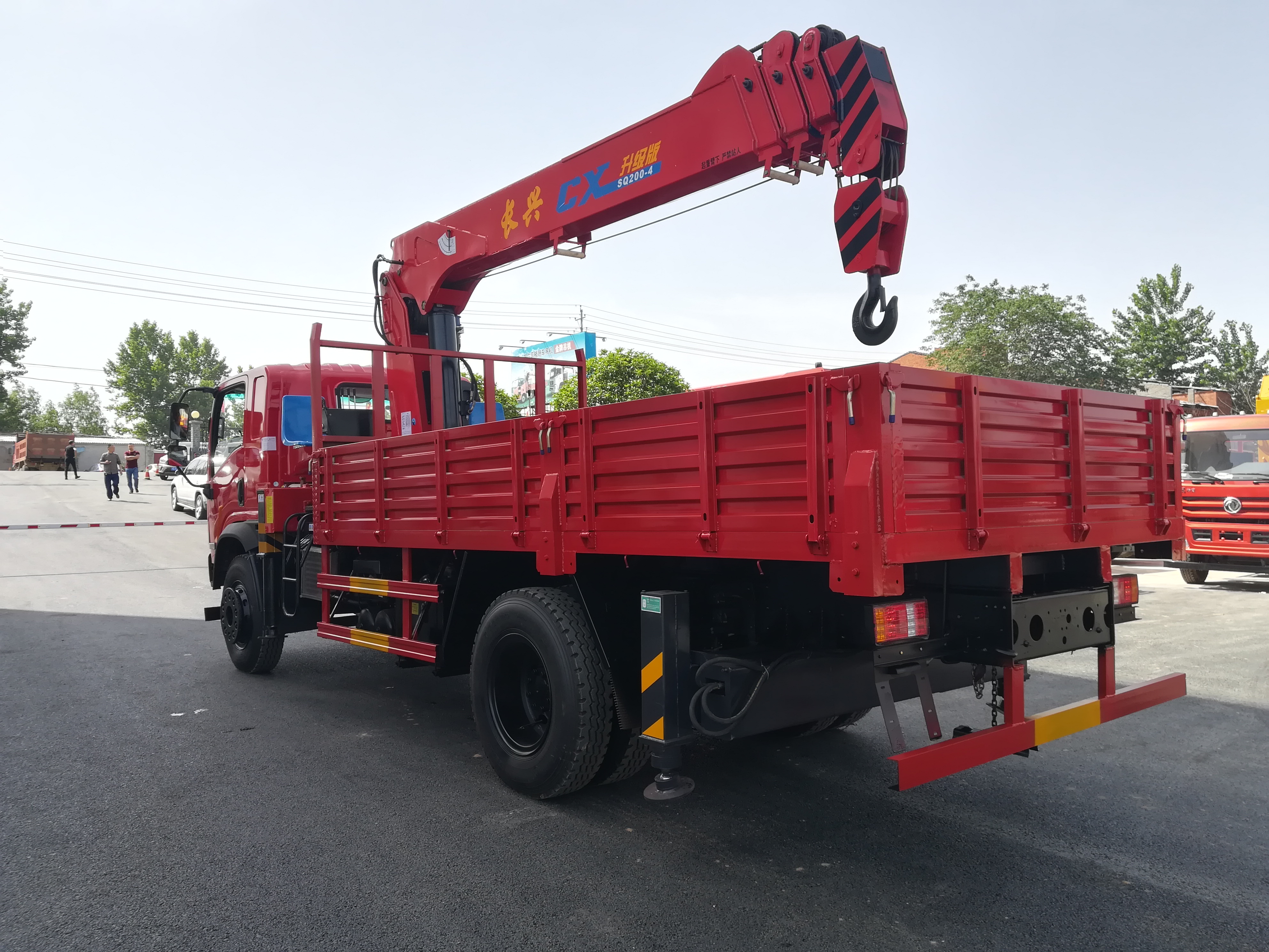 湖北藍牌隨車吊*創(chuàng)客廠家    湖北藍牌隨車吊*創(chuàng)客價格      湖北藍牌隨車吊*創(chuàng)客供應商