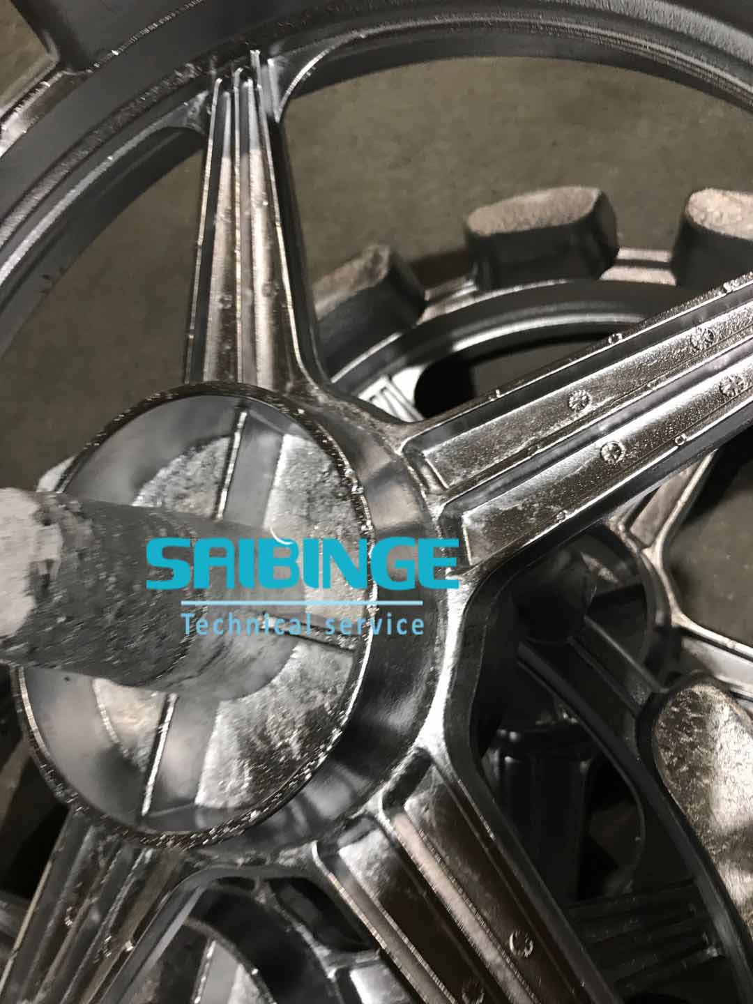 鋁合金輪轂鑄造涂料 汽車輪轂鑄造涂料 車輪澆鑄涂料 車輪低壓鑄造涂料 佛山賽賓格出品鋁合金輪轂鑄造涂料