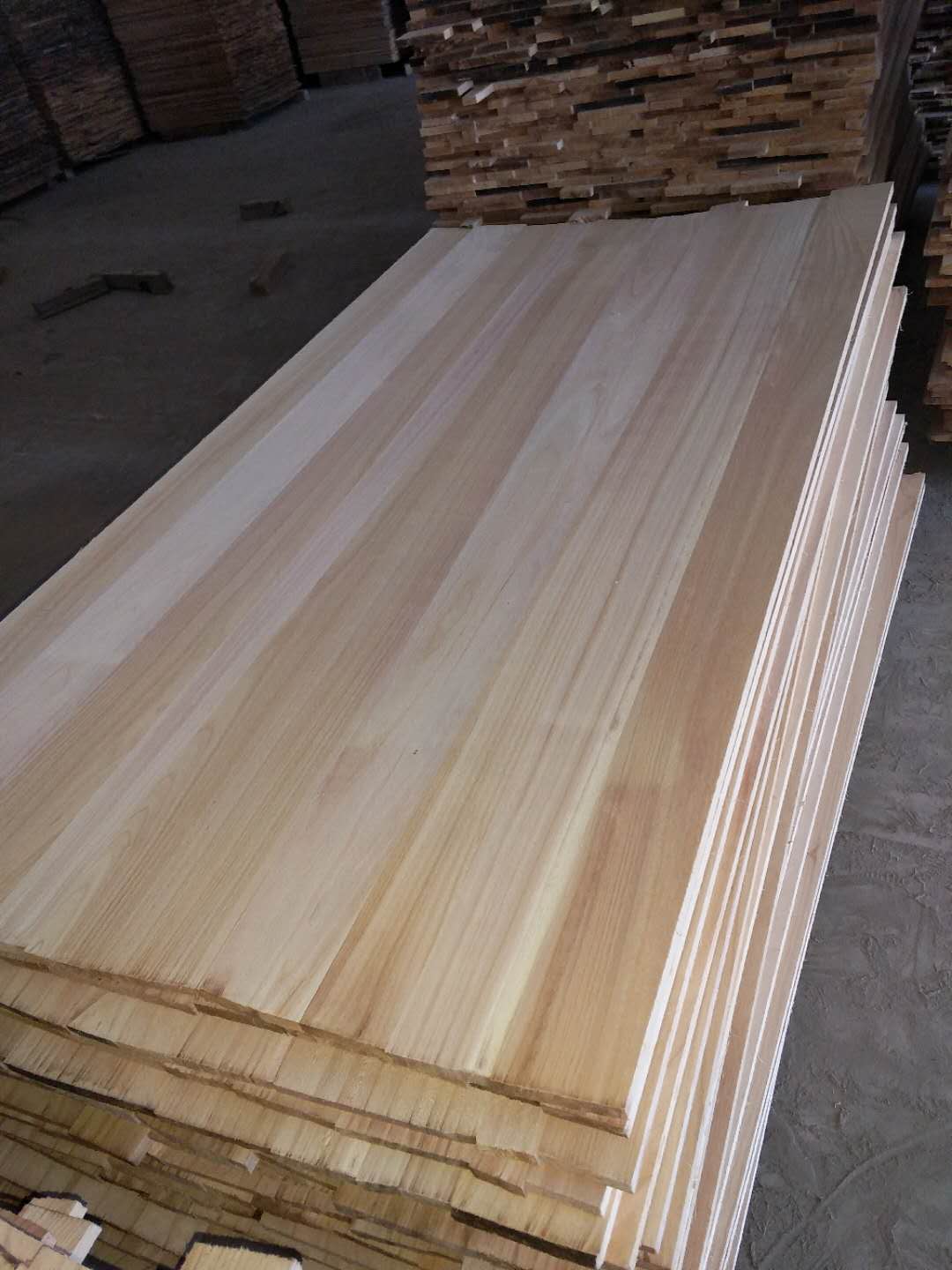 楊木直拼板供應 楊木直拼板廠家  楊木直拼板批發(fā) 楊木直拼板供應商 山東楊木直拼板 楊木直拼板直銷 楊木多層板