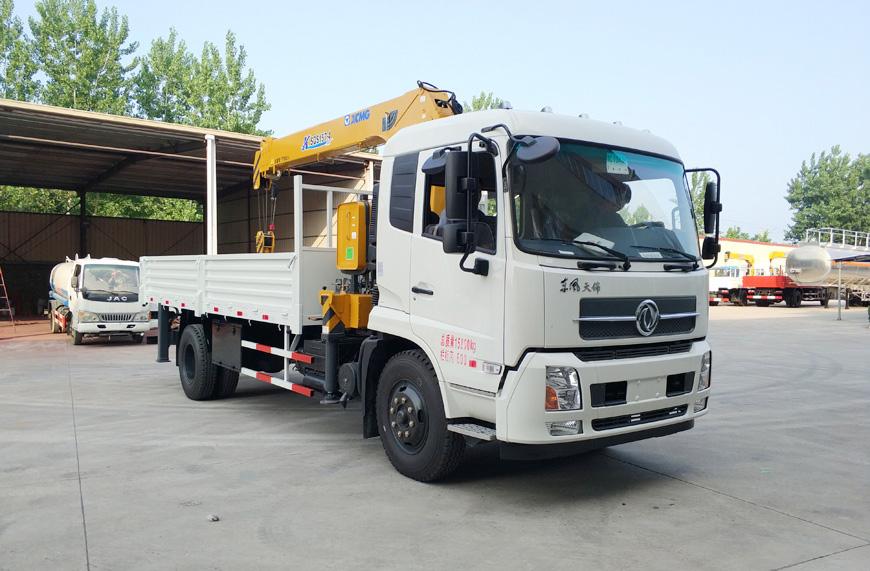 東風(fēng)天錦隨車吊 東風(fēng)天錦徐工隨車吊 東風(fēng)天錦6.3噸隨車吊