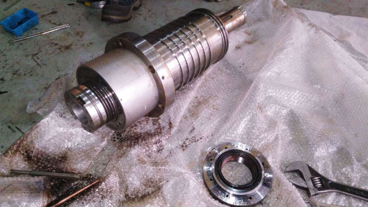 臺(tái)灣惟隆WLT  BT50  4500RPM主軸軸承更換