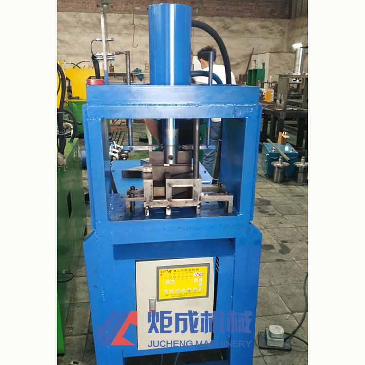 不銹鋼護(hù)欄沖孔機(jī)@防盜網(wǎng)沖孔機(jī)@全自動數(shù)控沖孔機(jī)@佛山炬成機(jī)械沖孔機(jī)廠家直銷模具定制
