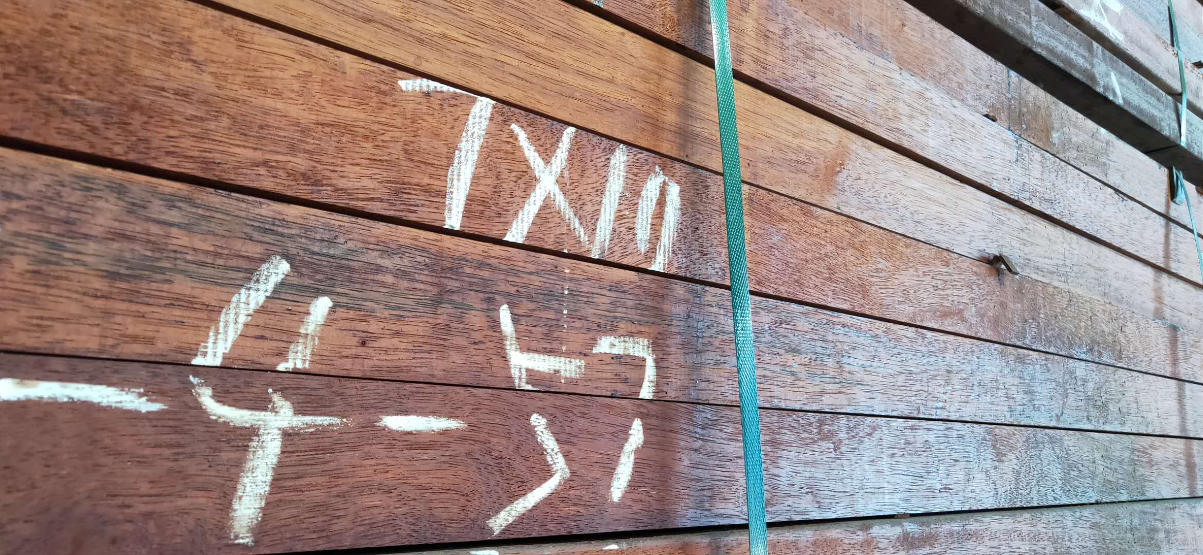 南京菠蘿格板材價(jià)格，南京菠蘿格防腐木多少錢一方