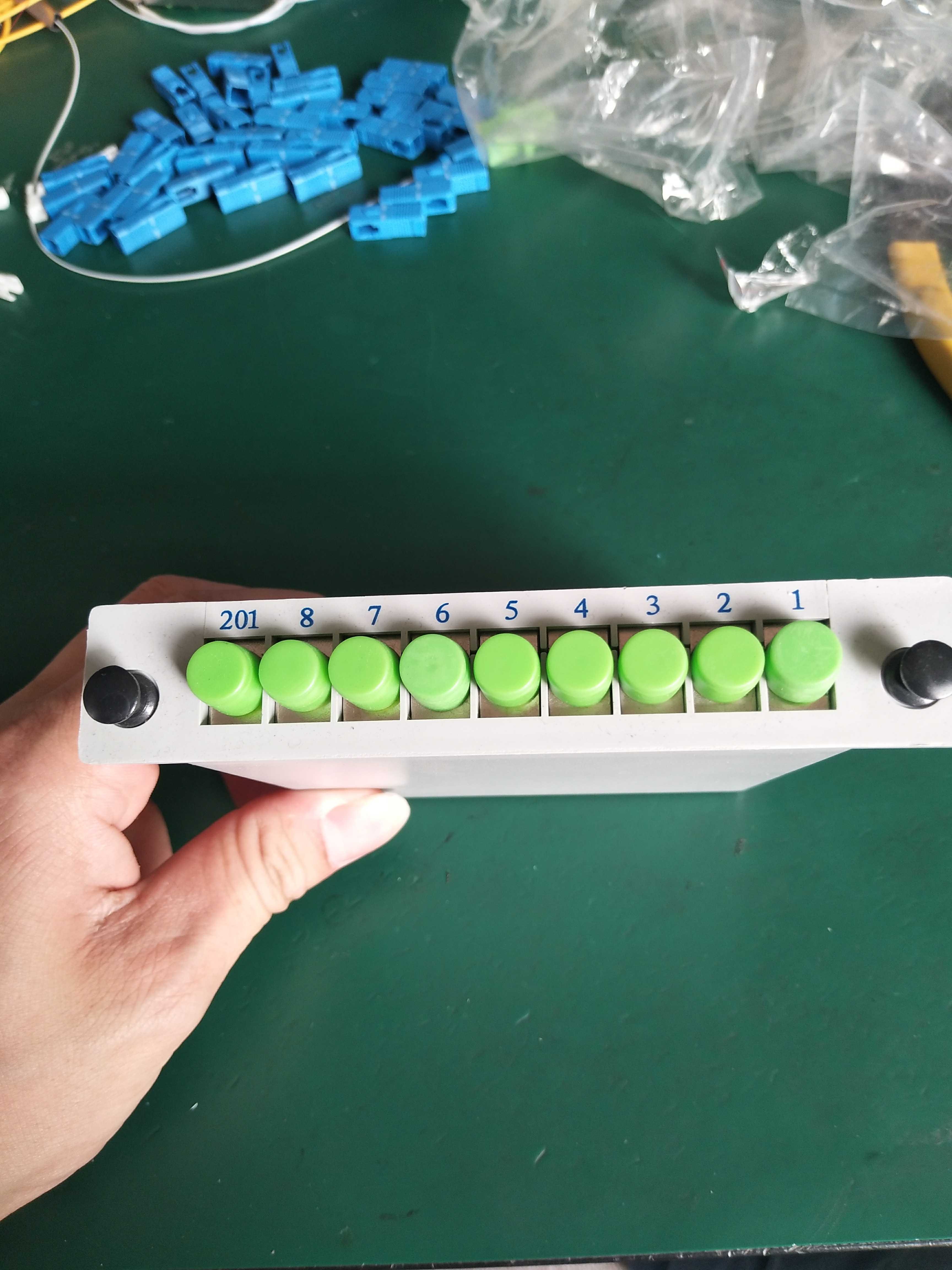 FC 1比8分光器，插片式1分8廣播有限電視光纖分路器 插片式分光器 插片式分路器